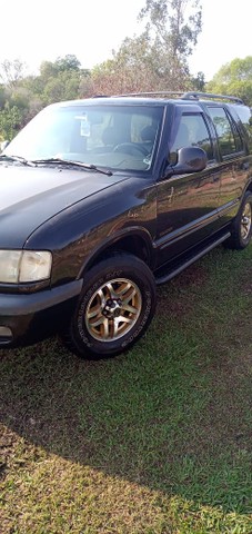 Blazer 4.3 V6 Aut. 4P. em Ribeirão Preto Gasolina 00/00 Preto