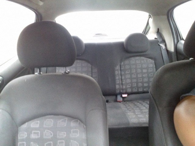 VENDO OU TROCO UM PEGUEOT 206 ANO 2006 DIREÇÃO AR GNV