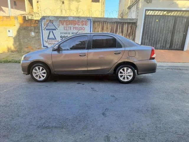 Etios sedan 1.5 X plus  - Foto 6