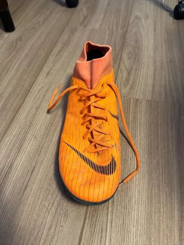 Chuteira nike mercurial society