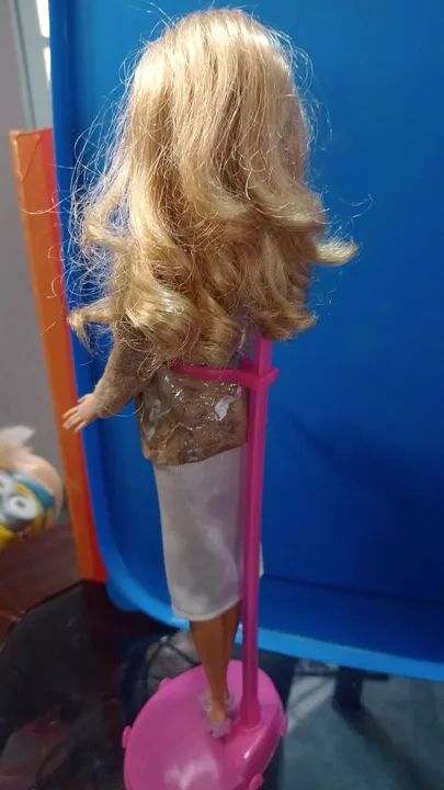 Barbie Mattel com roupas e sapato  LINDA  - Foto 2
