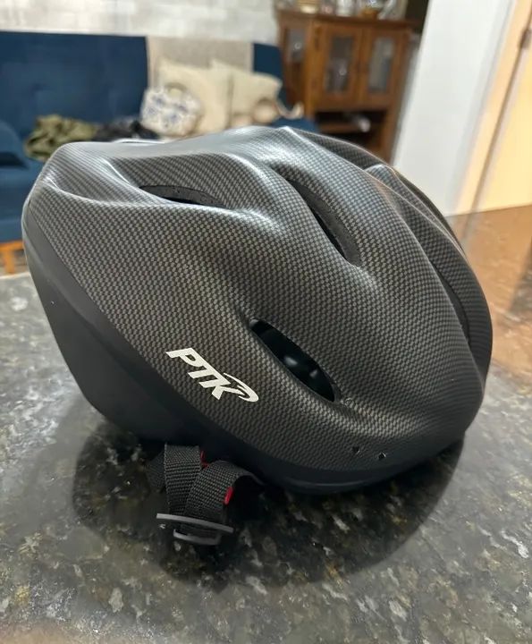 Capacete de ciclismo PTK