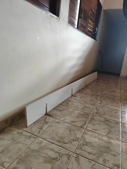Prateleira de Parede com Mão Francesa 2,75 metros (valor unitário)