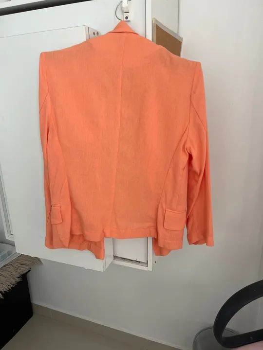 Blazer feminino cor de pêssego em linho - Foto 2