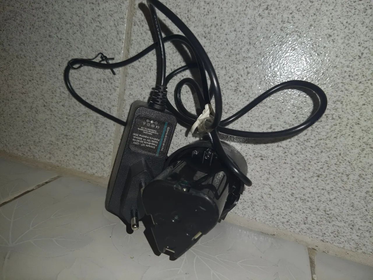 Carregador de Bateria/parafusadeirara 12V - Foto 3
