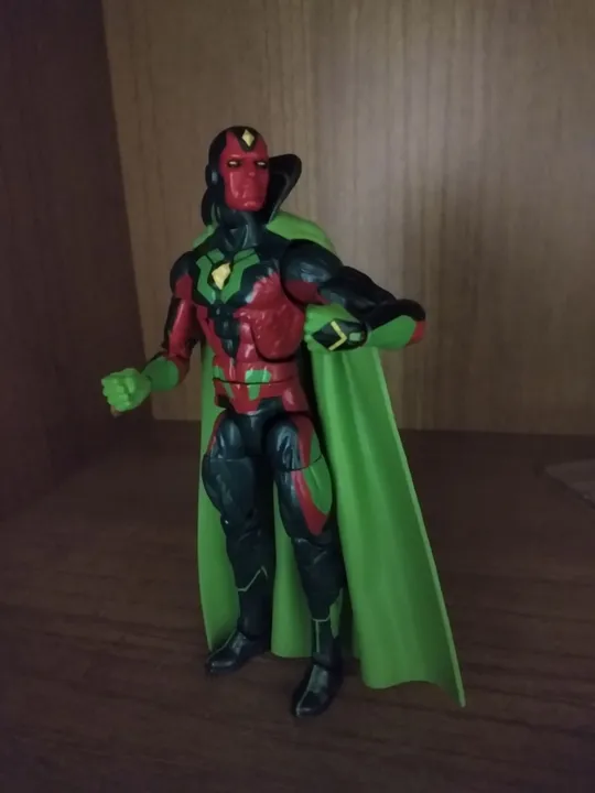 Boneco Visão (Vision) Marvel Legends Hasbro