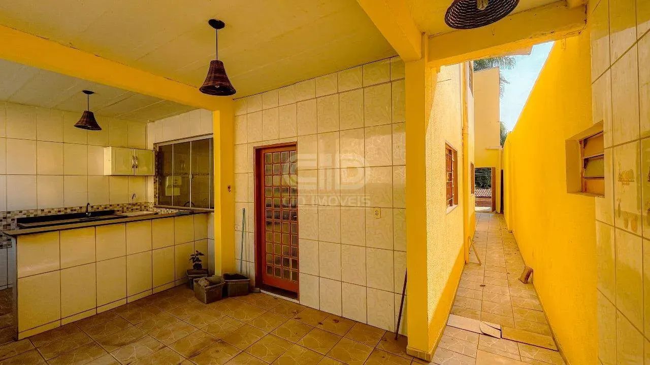 Sobrado á Venda no bairro Areão - Foto 3