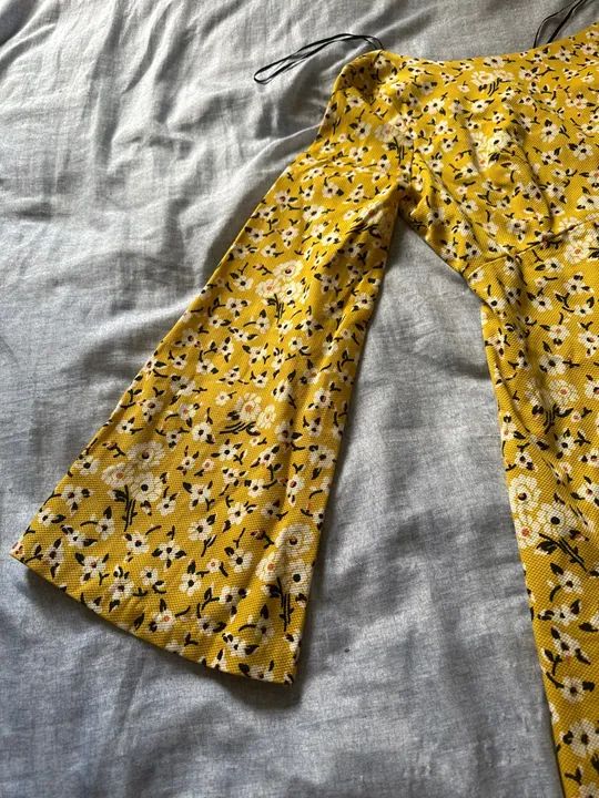vestido Curtinho Zara TAM M amarelo  - Foto 2