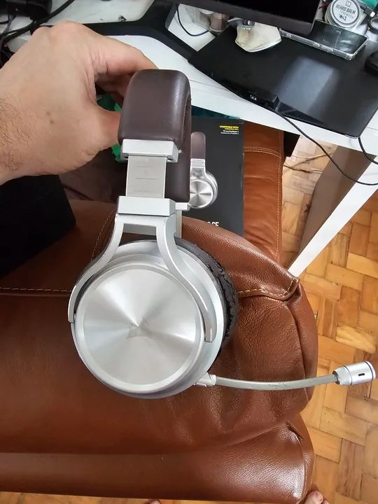 Fones de Ouvido Sem Fio - Corsair Virtuoso RGB 7.1 - Foto 4