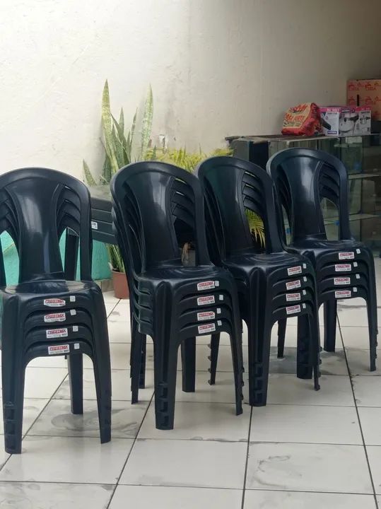 Conjunto Cadeiras e Mesas novos. - Foto 3