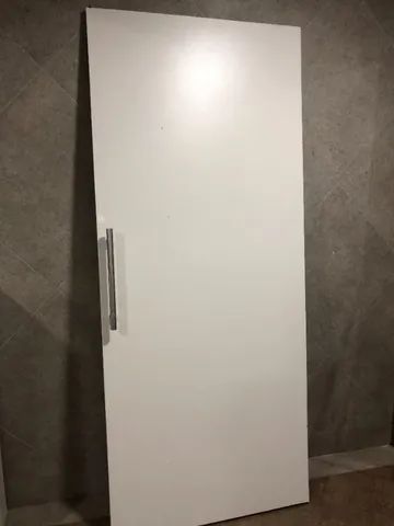 Porta MDF branca 250 x 90 x 3cm com puxador