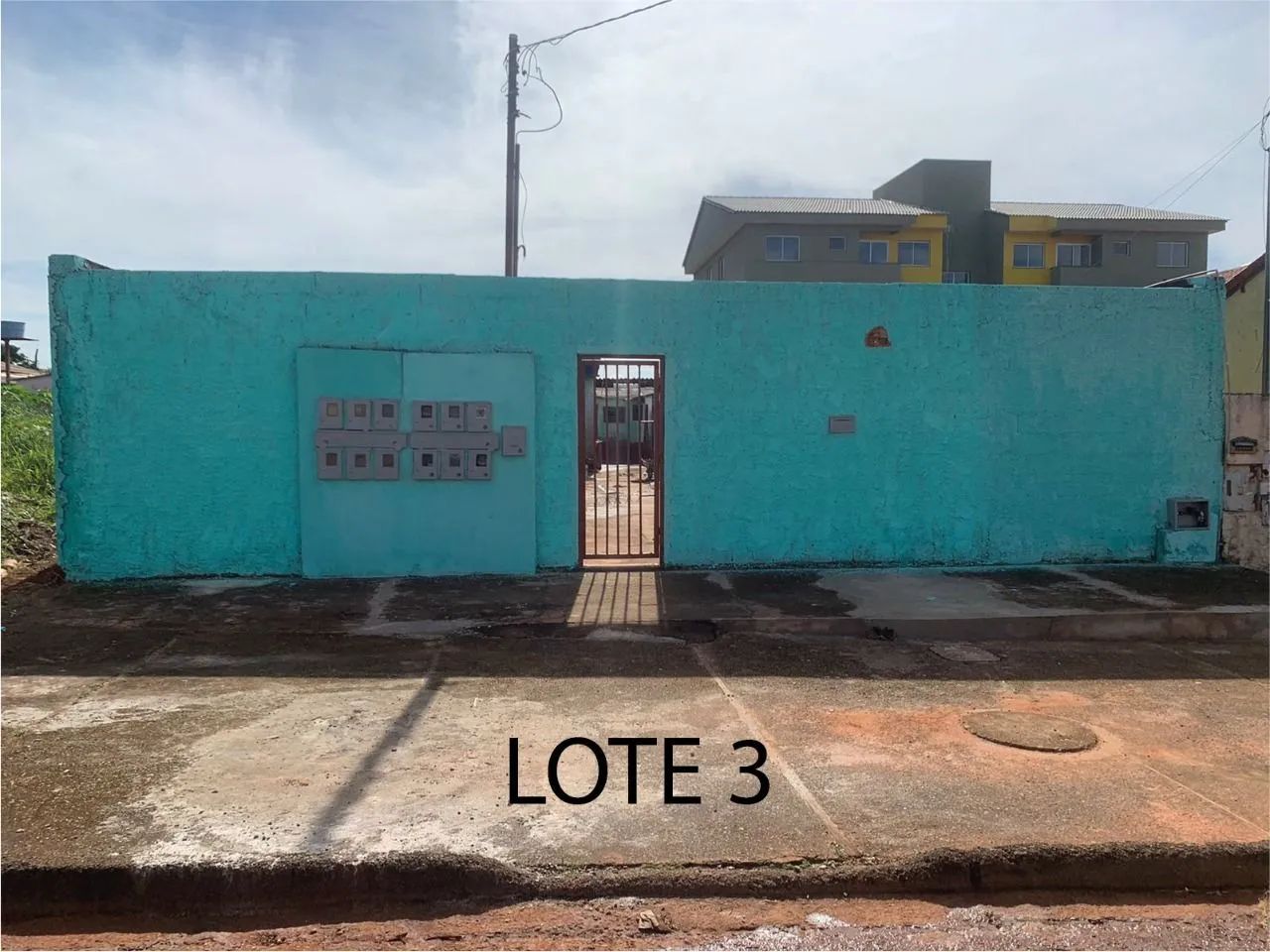 Lote de 360 M2 com 10 kitinetes já alugadas em Valparaíso de Goiás  - Foto 2
