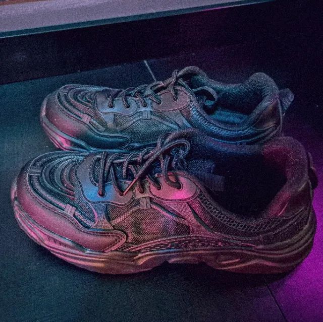 Tênis preto da Shein - NOVO - Foto 2