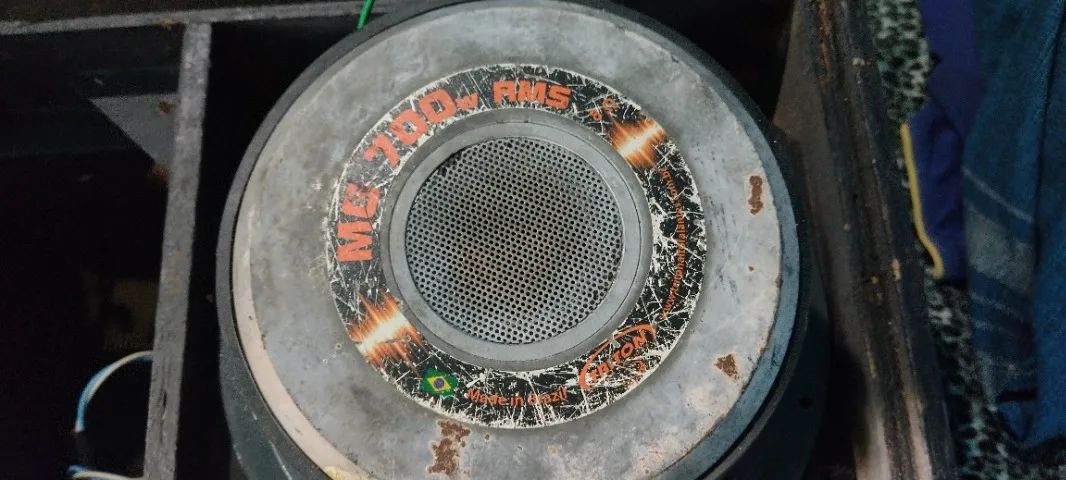 DUAS CAIXAS LANE COM DOIS AUTOFALANTES DE 700 RMS - Foto 6