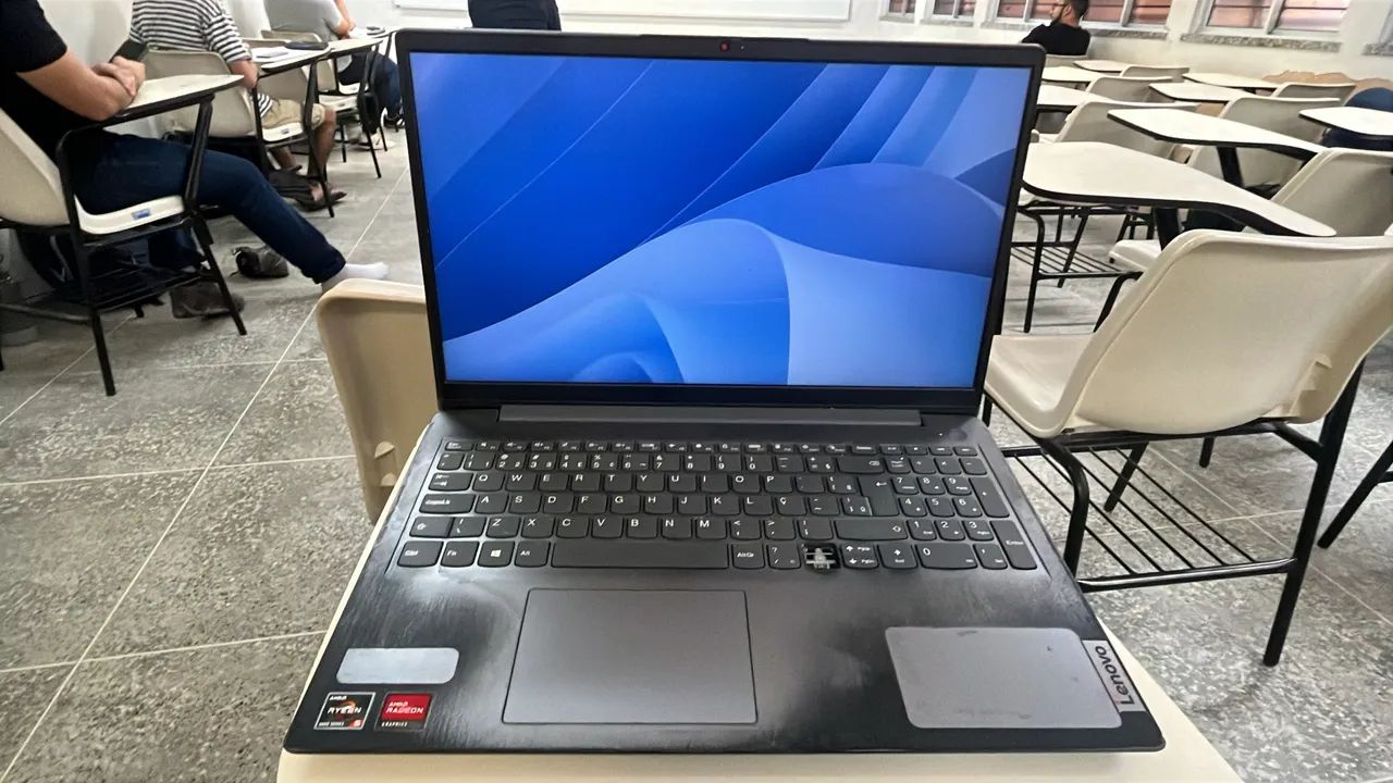Notebook Lenovo IdeaPad 3 - Ryzen 5 5500U | 8GB RAM | 256GB SSD | Tela 15.6" Full HD