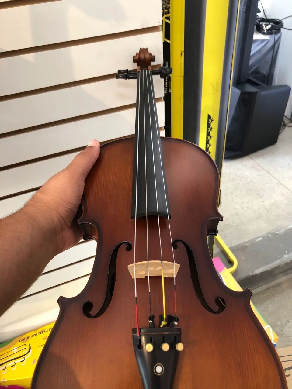 Viola Eagle 40 VA18064961573993218125