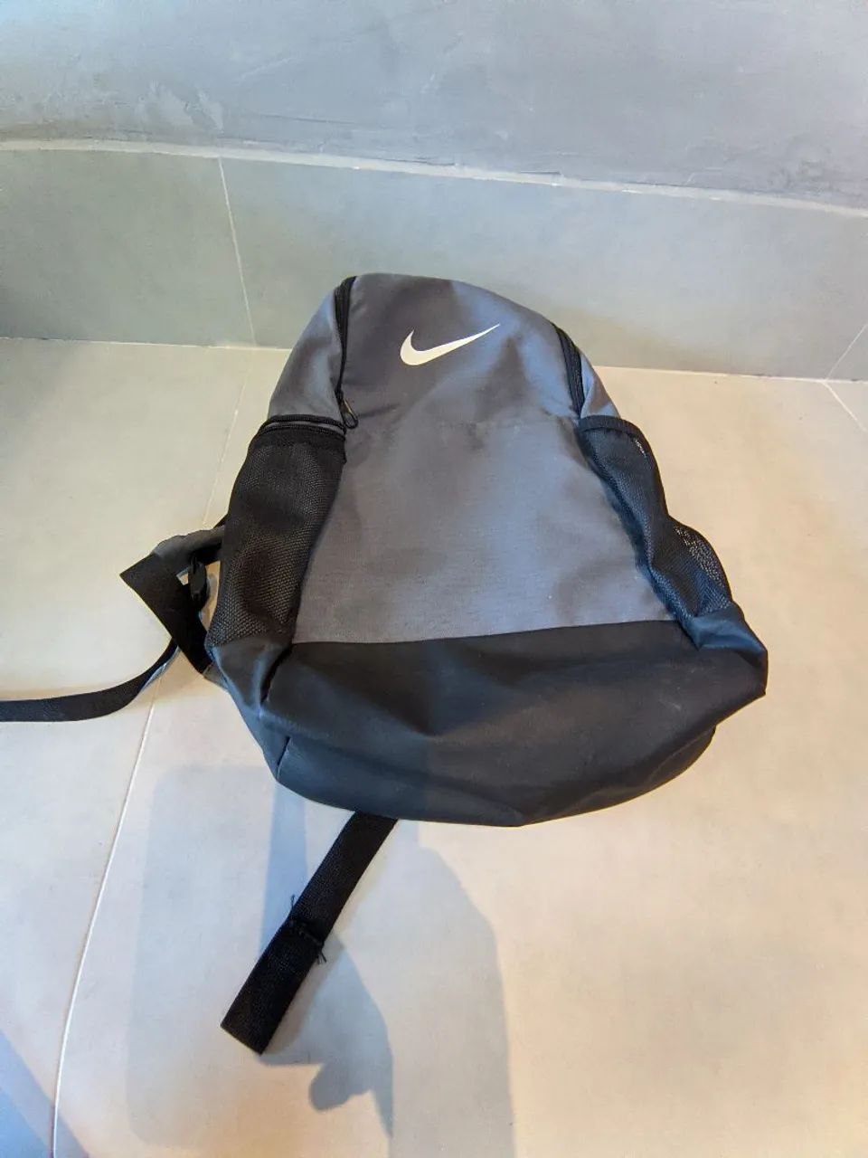 Mochila Nike Cinza - Foto 5