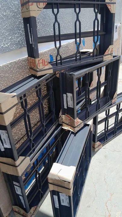 Janelas de alumínio novas