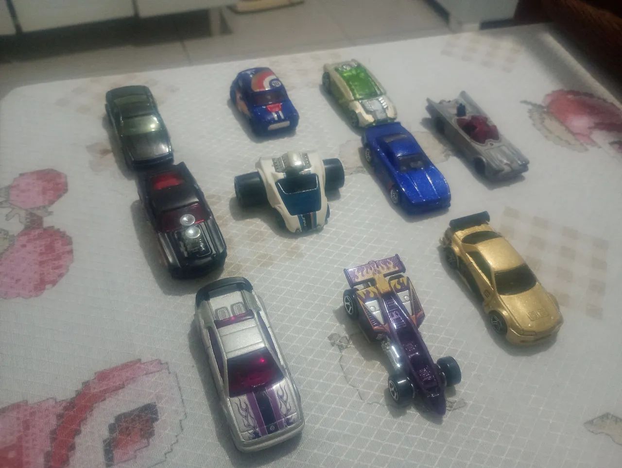 Carrinho Hot Wheels em ótima condições 