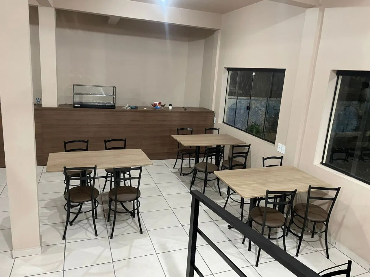 Cadeiras e Mesa para Restaurante - Foto 4