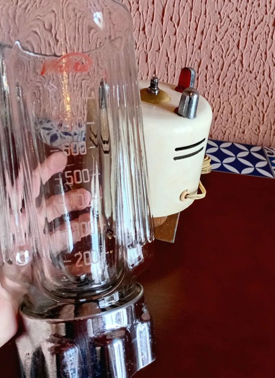 Liquidificador vintage Wallita década de 50 - Foto 4