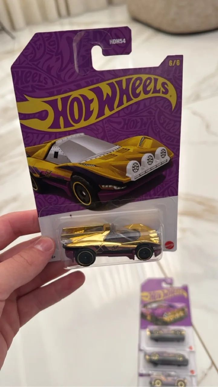 Hot Wheels - Edição Especial Dourada