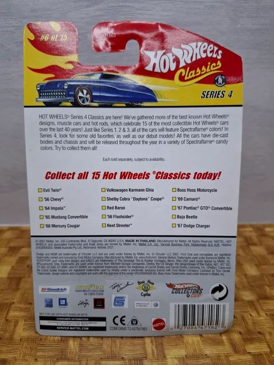 HotWheels Classics - Volkswagen Karmann Ghia - Foto 4