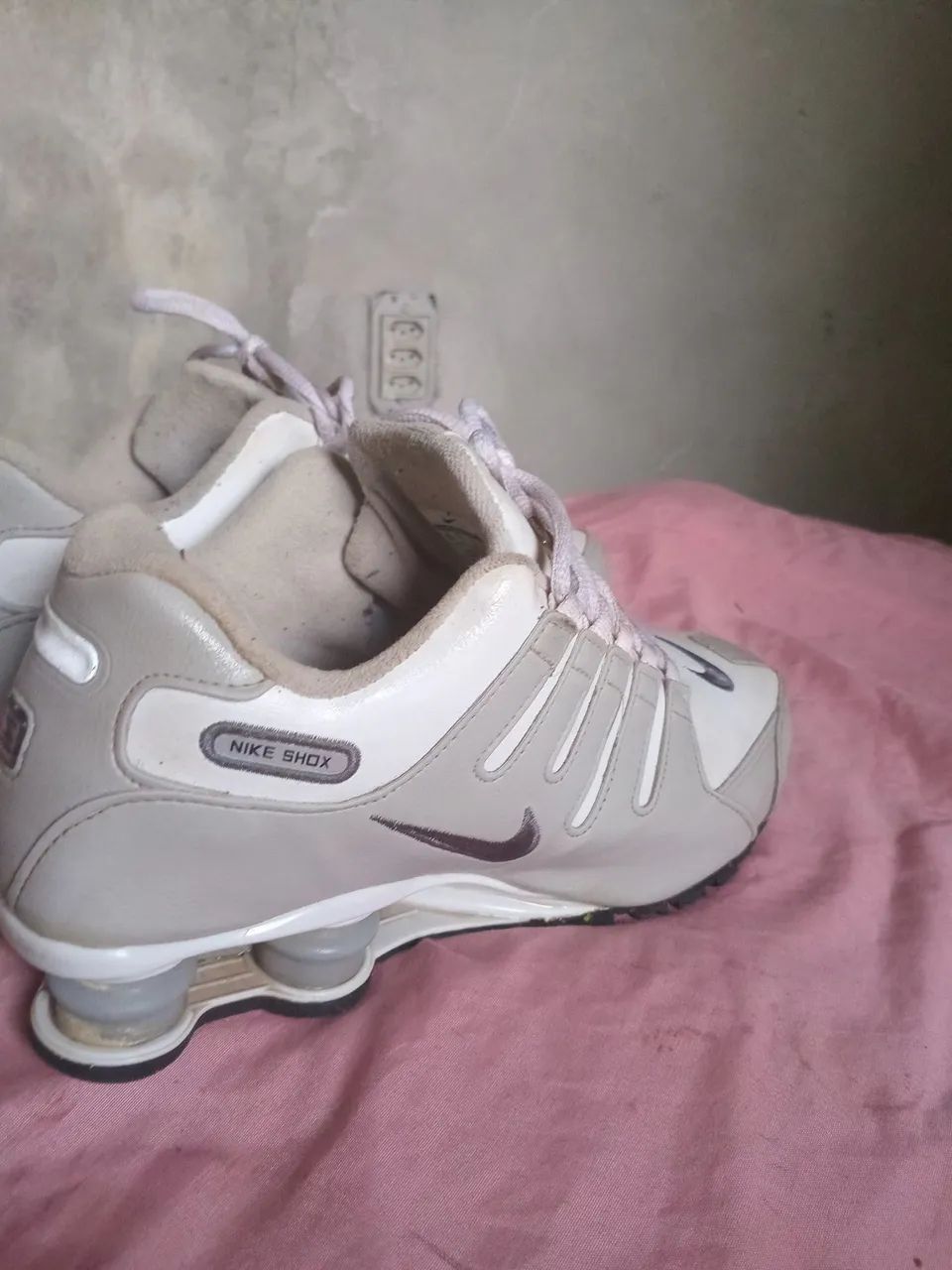 Tênis Nike shox 42 43 - Foto 2