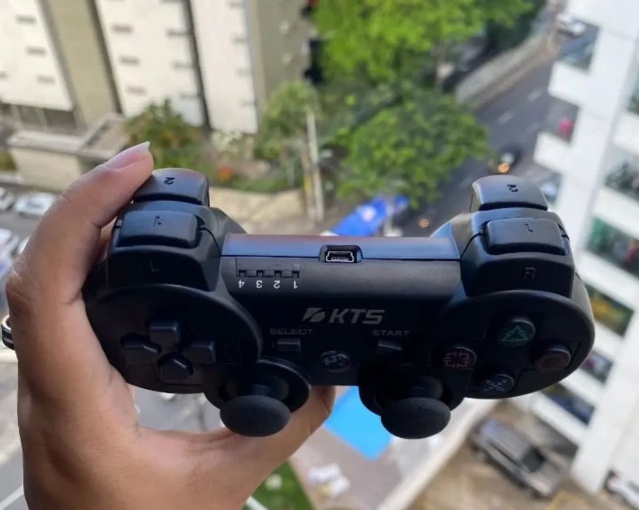 CONTROLE DE PLAYSTATION 3 - Foto 3