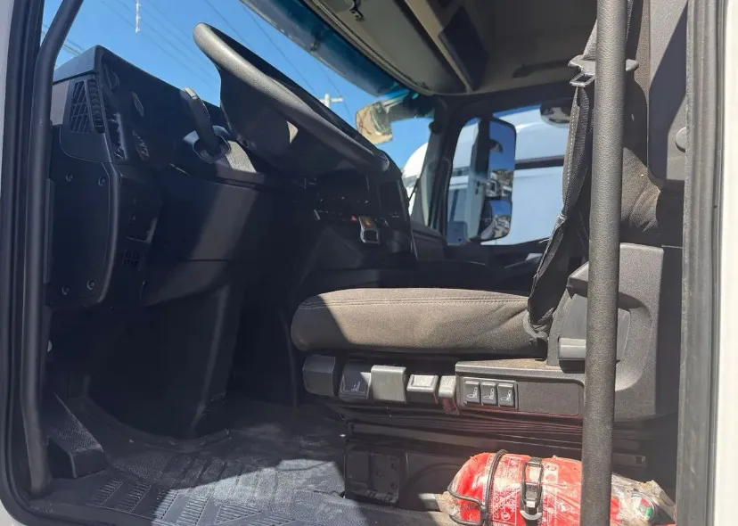 Actros 2548