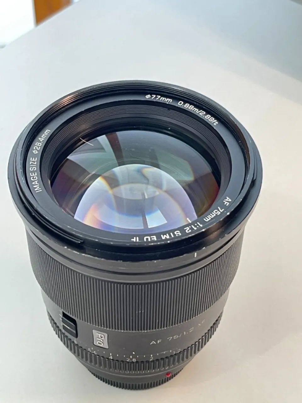 Lente Fujifilm - Viltrox 75mm f/1.2 Pro (Fuji X-Mount) - Excelente estado - Foto 4