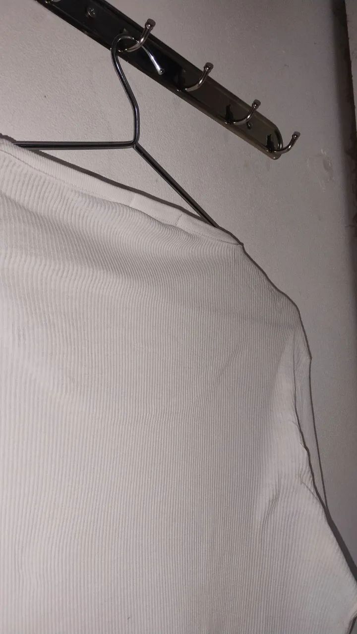 Blusa canelada branca de manga longa<br> - Foto 4