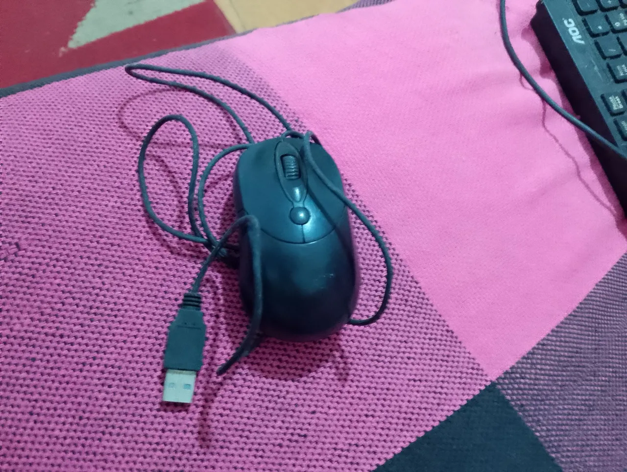 Mouse USB Preto - Periférico para Computador