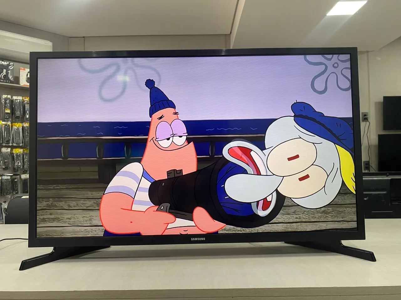 Tv Samsung smart tizen 32 polegadas funcionando perfeitamente!