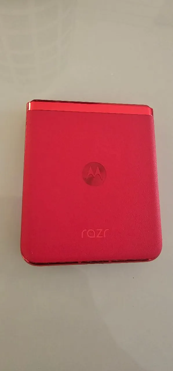 Motorola razr 40 ultra seminovo com defeito