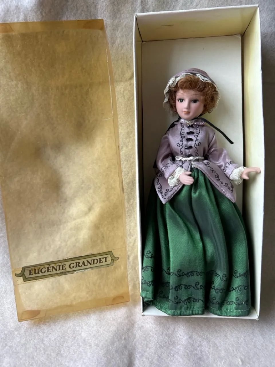 Boneca de Porcelana damas da época 