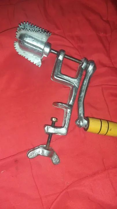 Ralador de Coco novinho  - Foto 2