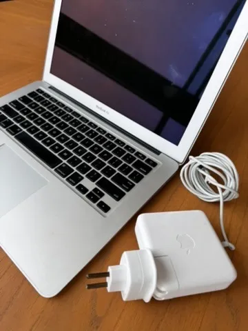 macbook air 2011
