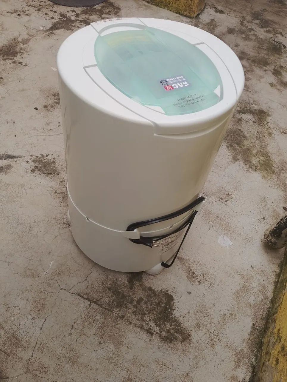 Vendo Centrifuga Usada .Pouco tempo de uso.Esta funcionando perfeitamente.Obs Não entrego  - Foto 4