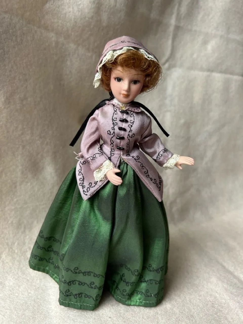 Boneca de Porcelana damas da época  - Foto 2