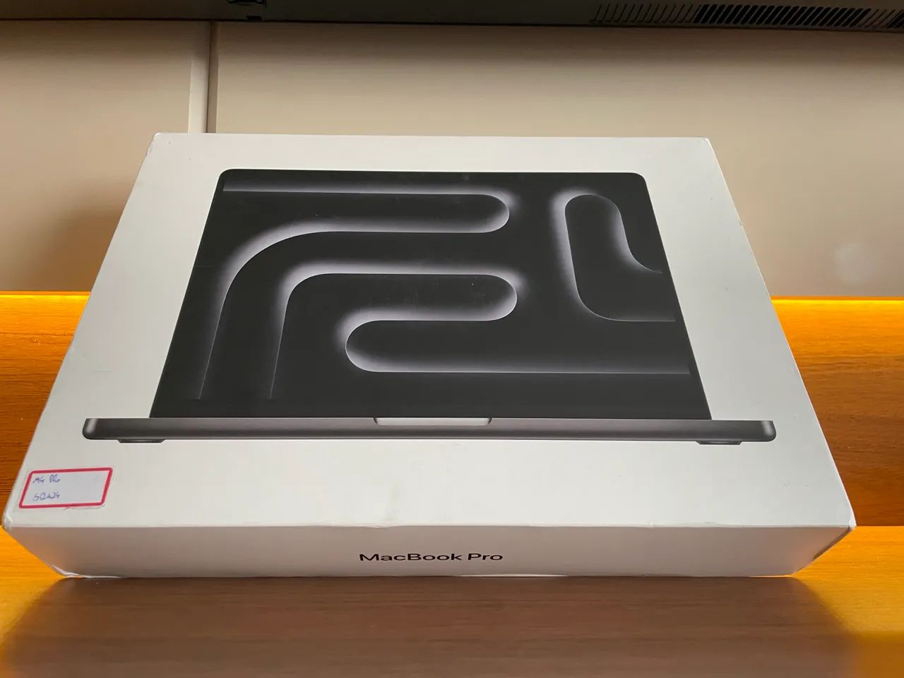 MacBook Pro 14 Polegadas 512Gb de SSd e 24Gb de RaM M4 Pro // Lacrado