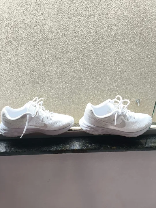 Tênis Nike Revolution