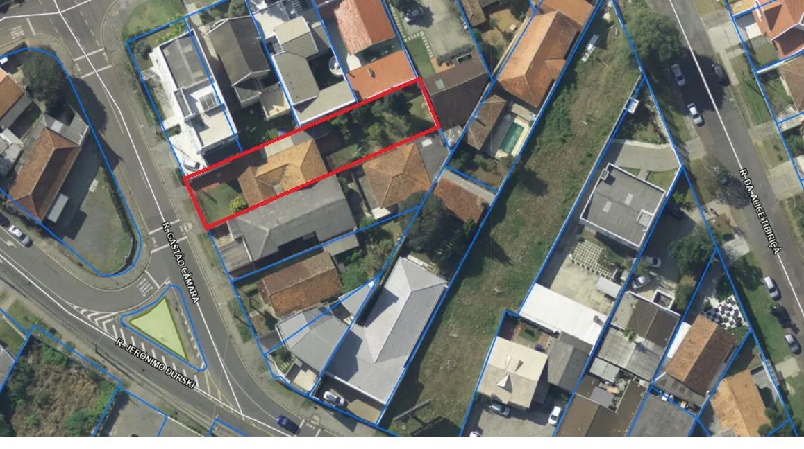 Terreno com 603m² no Bigorrilho