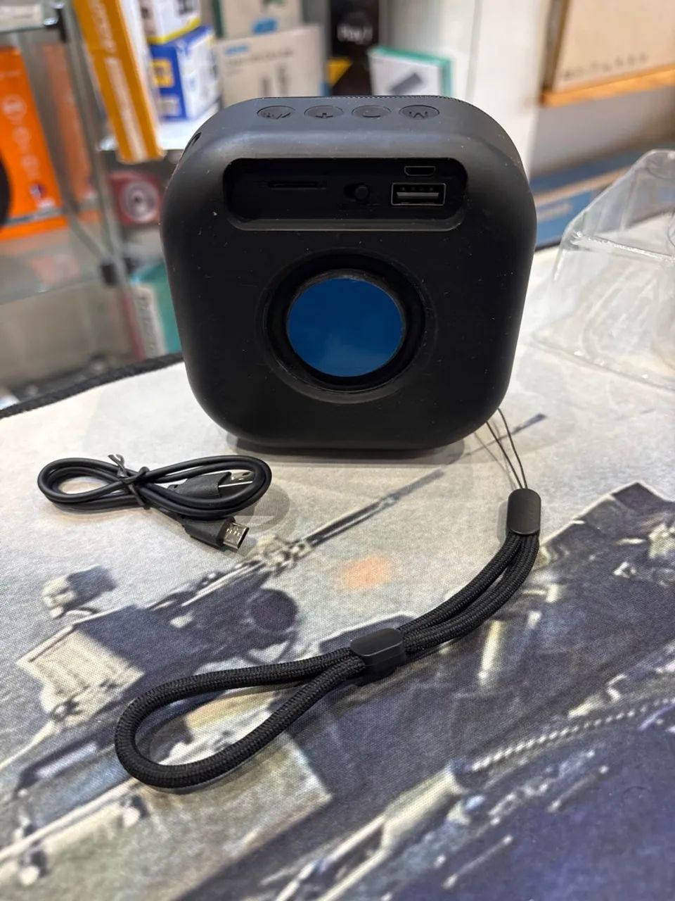 Caixa de Som Bluetooth Portátil - Foto 2