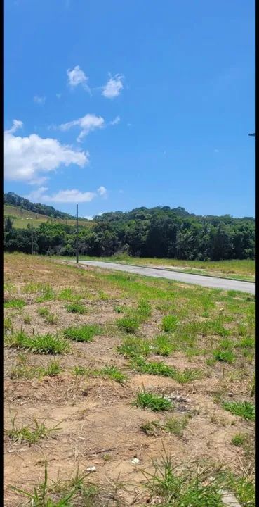 Vendo lote/terreno no Loteamento  em área tranquila com vista para natureza