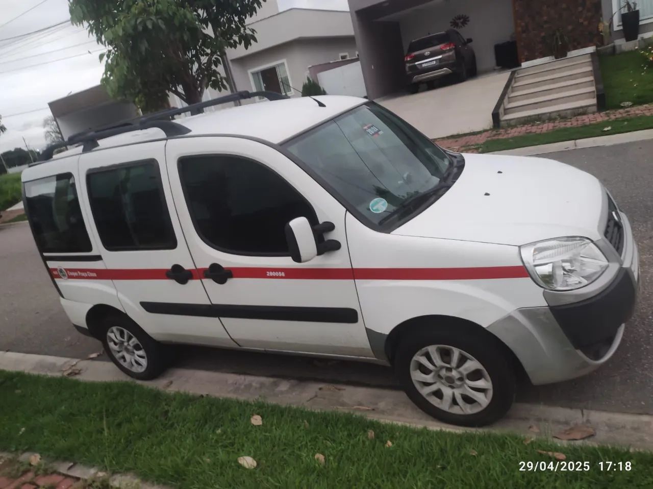 Vendo Doblo 7 lugares 2017 - Foto 3