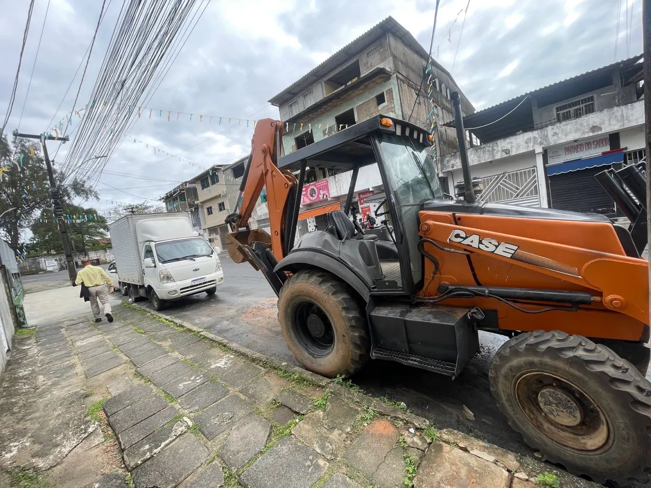 Retroescavadeira 64309386169217121