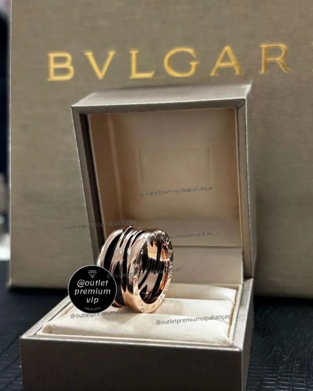 Anel Aliança bvlgari ceramica vazada Black B.zero1  - Foto 4