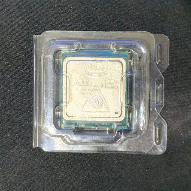 Intel Xeon E5-2630V2 Processor64295047552898121