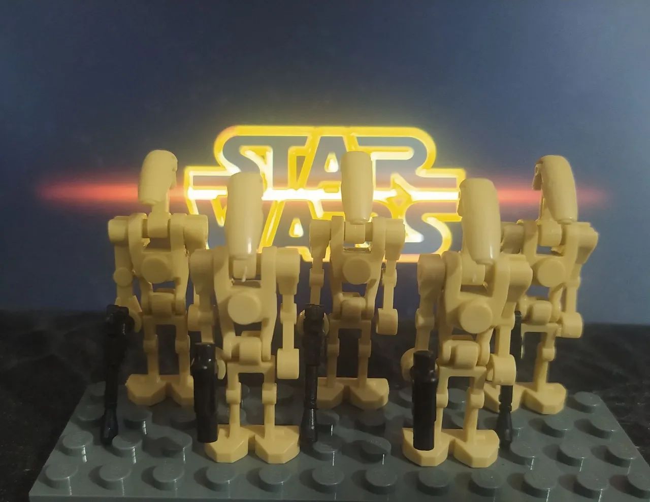 Boneco Droid de Batalha Star Wars R$10,00 cada 